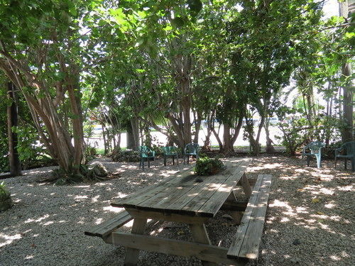 Ed & Ellen'S Lodgings Key Largo Motel Exterior photo