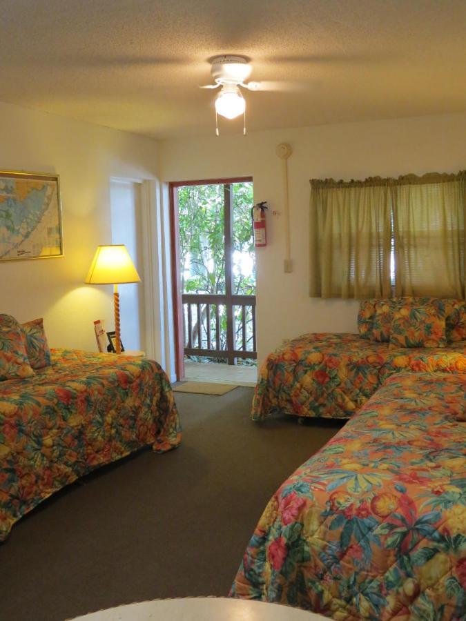 Ed & Ellen'S Lodgings Key Largo Motel Exterior photo